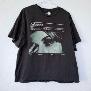 Divided H&M Deftones Miles Beyond The Sound Grey Band Graphic Tee Medium